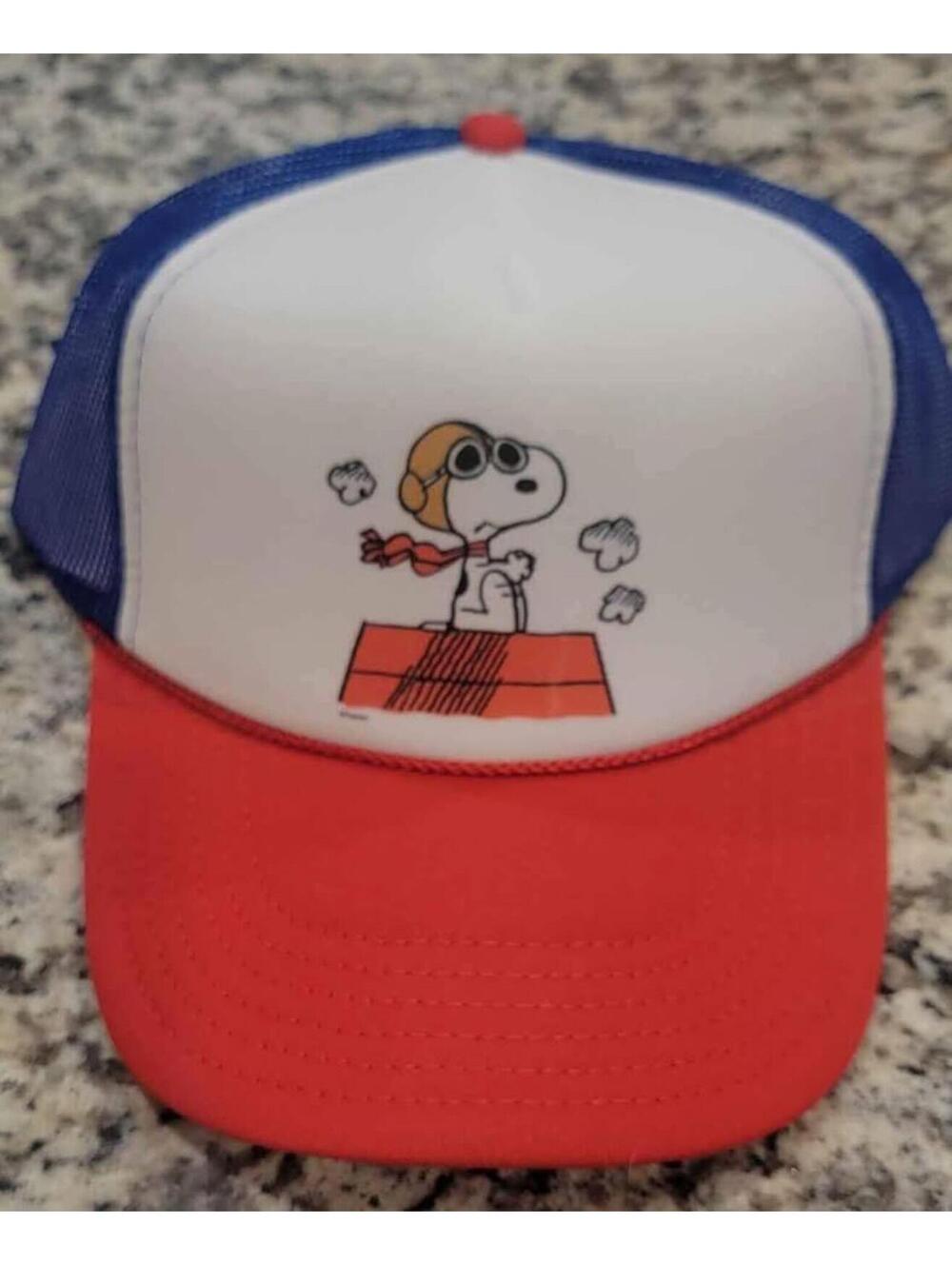 Peanuts Snoopy Snapback Hat